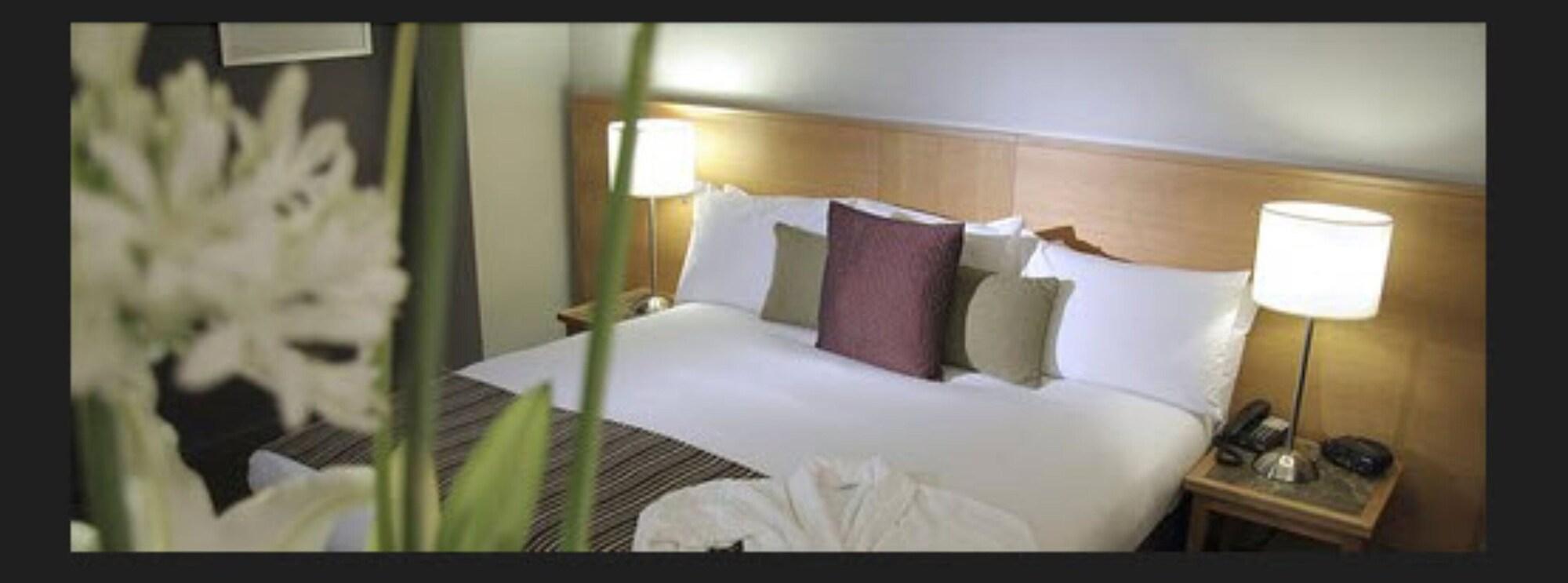 Hotel Satkar Residency Тхане Екстер'єр фото
