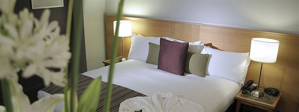 Hotel Satkar Residency Тхане Екстер'єр фото